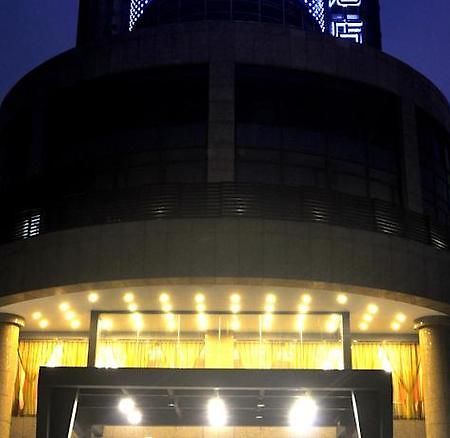 Kingtown Hotel Hongmei Shanghai Bagian luar foto