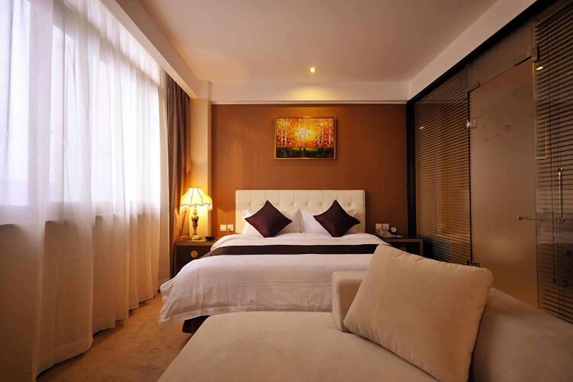 Kingtown Hotel Hongmei Shanghai Bagian luar foto