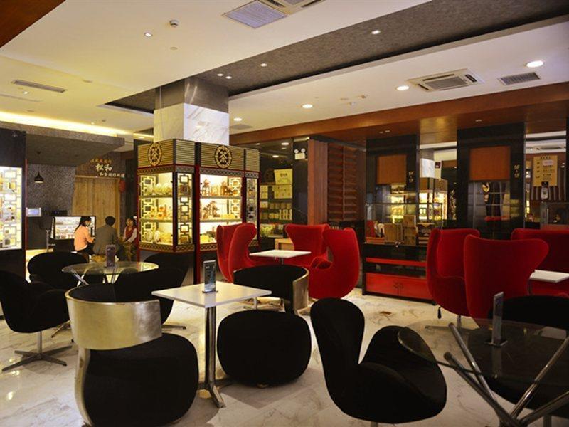 Kingtown Hotel Hongmei Shanghai Bagian luar foto